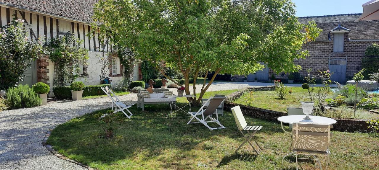 Domaine De La Creuse Bed & Breakfast Moussey  Bagian luar foto